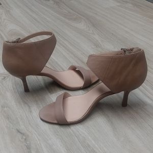 Nine West leather sandal